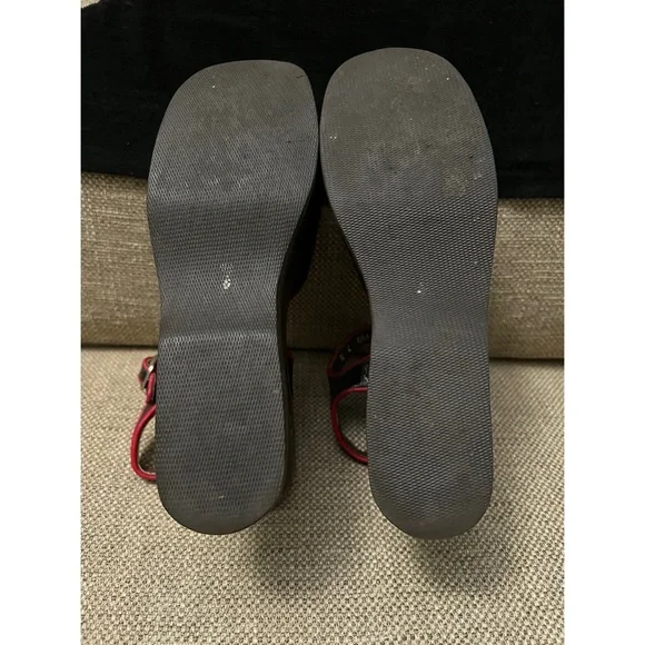 Vintage clothespin shoes. - Picture 8 of 16